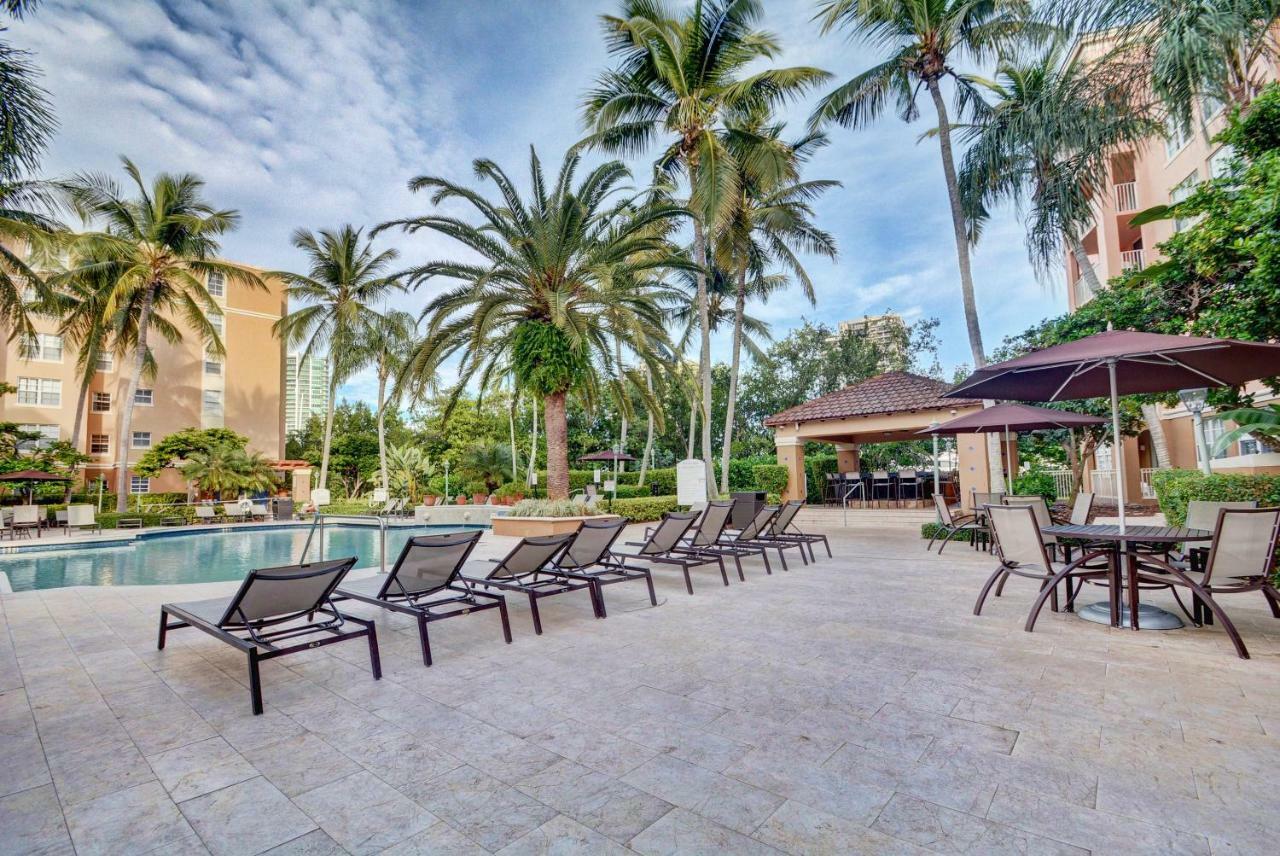 Renovated 2/2 Unit At Yacht Club/Aventura Lejlighed Eksteriør billede